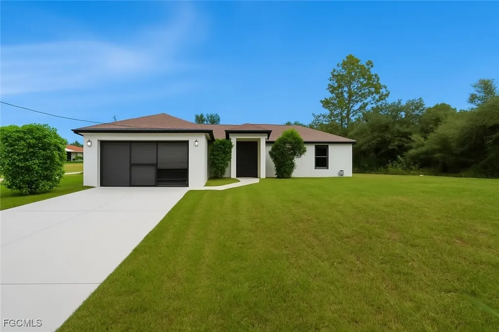 2701 E 18th Street Lehigh Acres FL 33972
