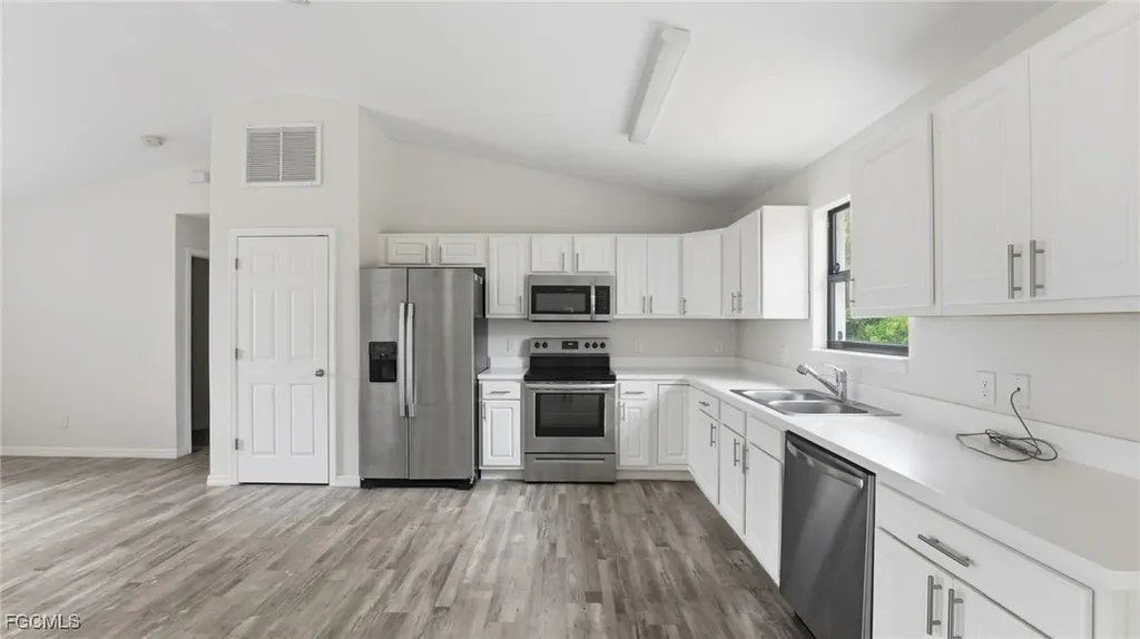 2701 E 18th Street Lehigh Acres FL 33972