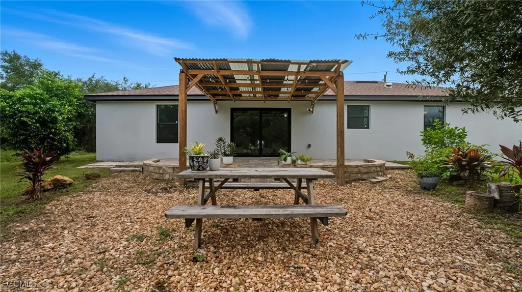 2701 E 18th Street Lehigh Acres FL 33972