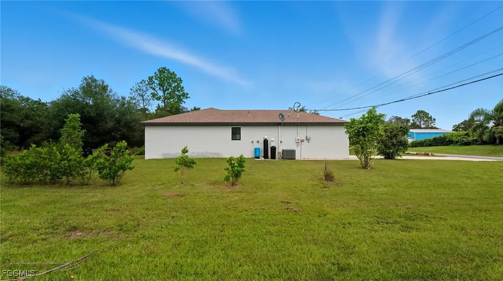 2701 E 18th Street Lehigh Acres FL 33972