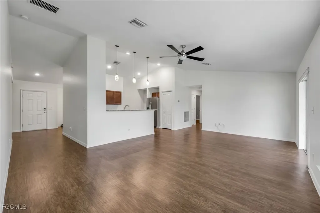 1205 SW 32nd Terrace Cape Coral FL 33914