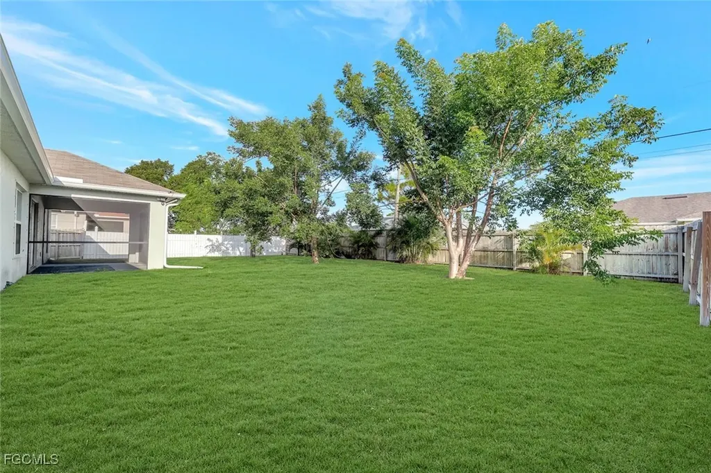 1205 SW 32nd Terrace Cape Coral FL 33914