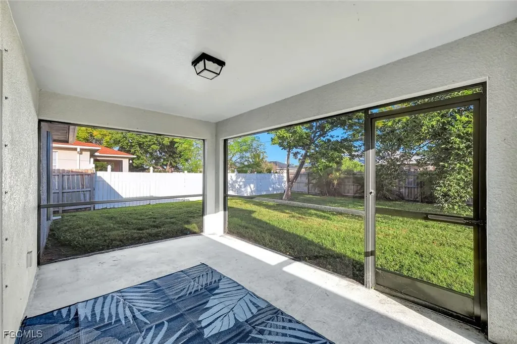 1205 SW 32nd Terrace Cape Coral FL 33914