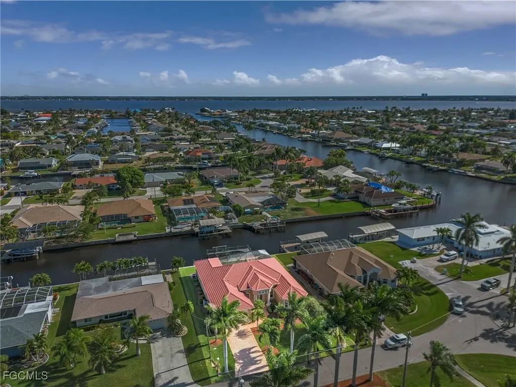 3517 SE 18th Avenue Cape Coral FL 33904