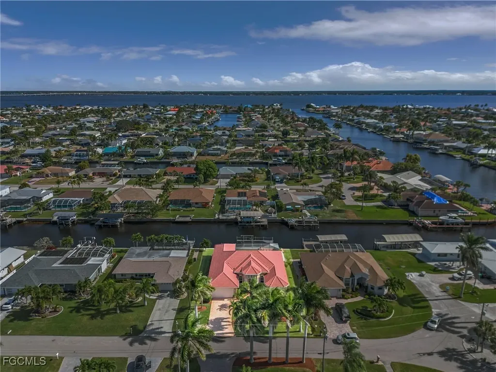 3517 SE 18th Avenue Cape Coral FL 33904