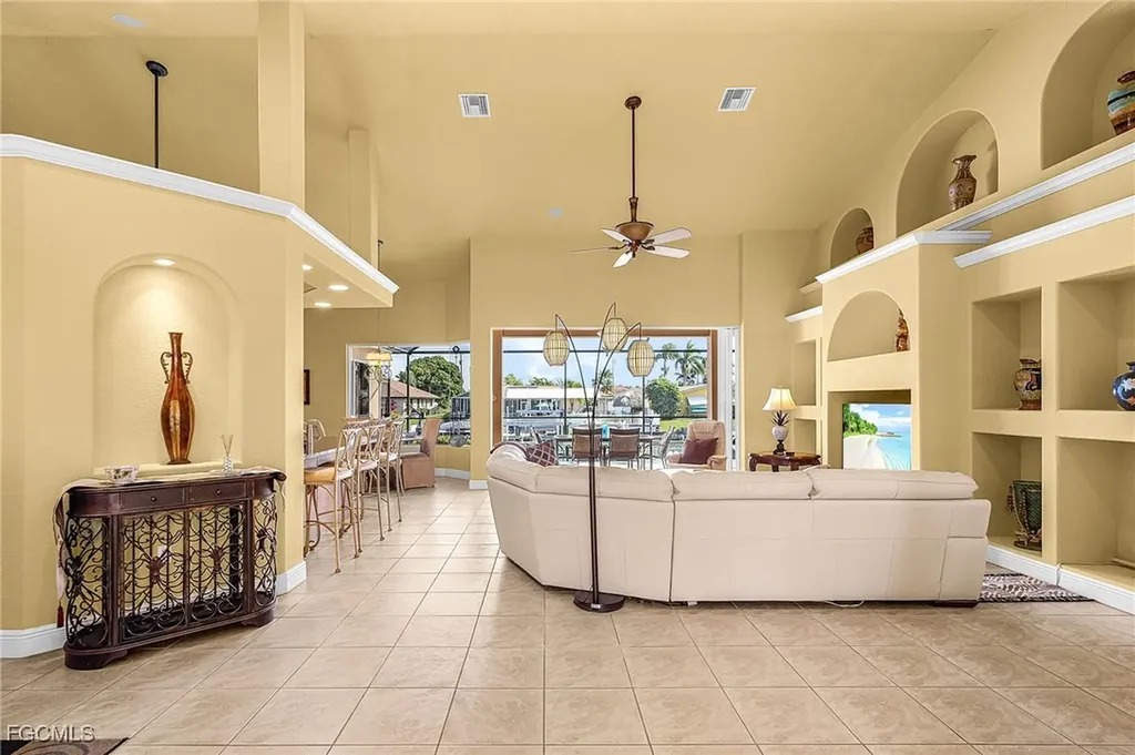 3517 SE 18th Avenue Cape Coral FL 33904