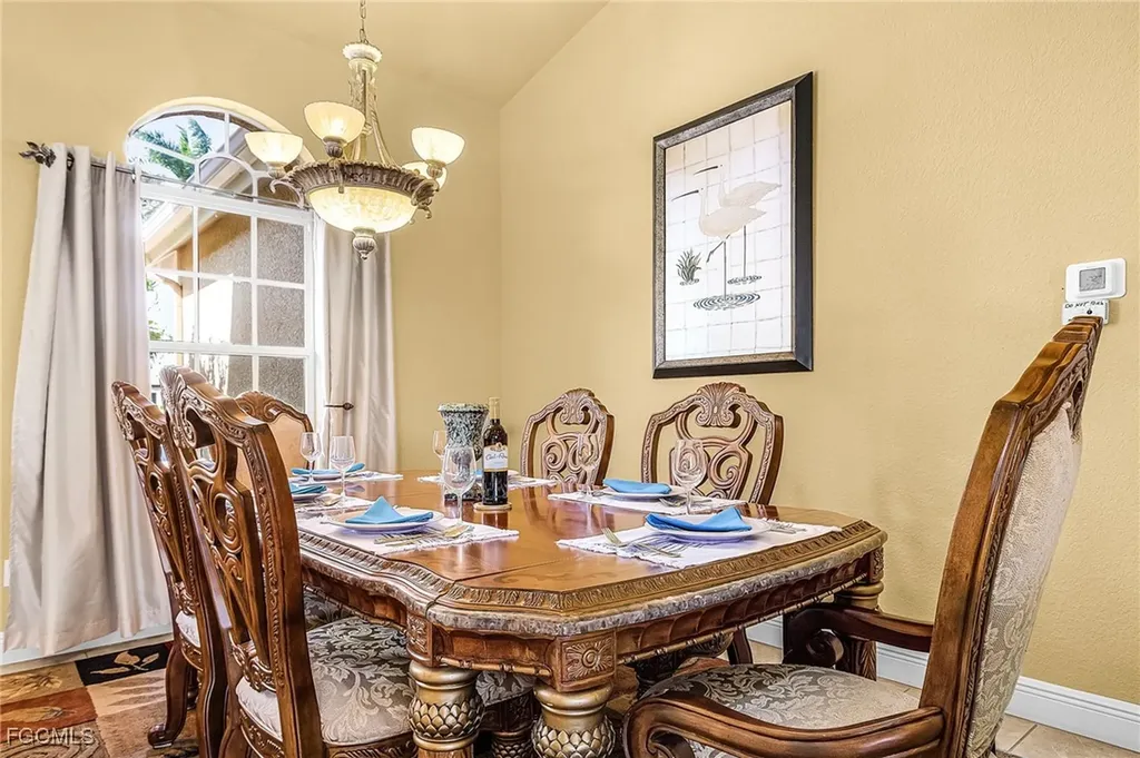3517 SE 18th Avenue Cape Coral FL 33904