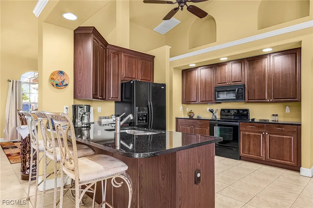 3517 SE 18th Avenue Cape Coral FL 33904