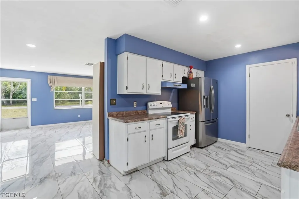 2180 Cook Lane Alva FL 33920