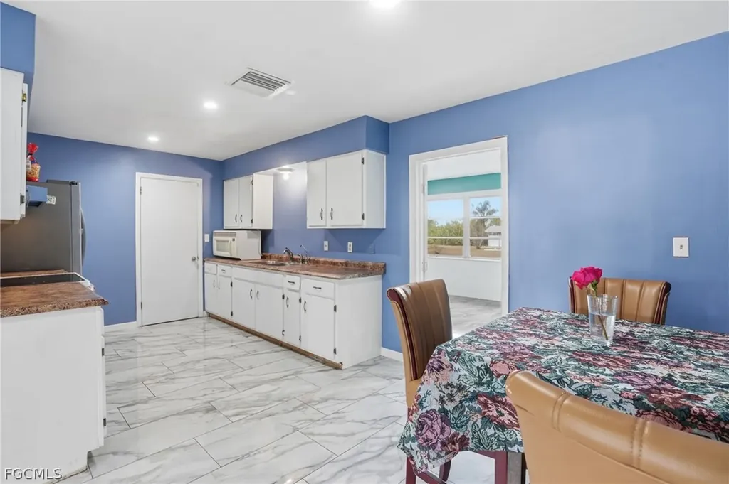 2180 Cook Lane Alva FL 33920