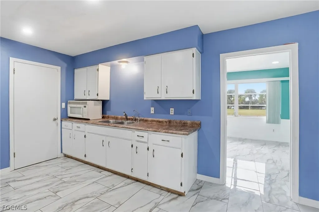 2180 Cook Lane Alva FL 33920