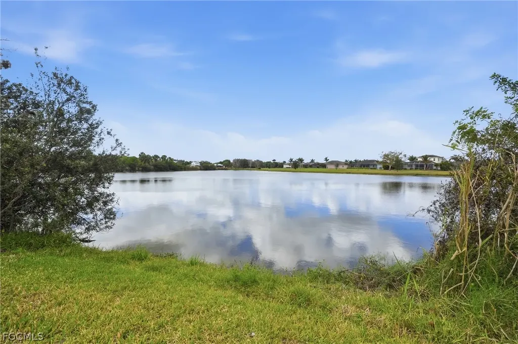 2180 Cook Lane Alva FL 33920