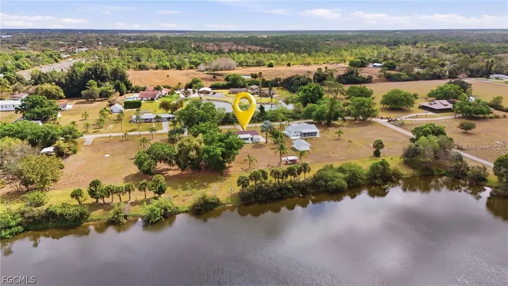 2180 Cook Lane Alva FL 33920