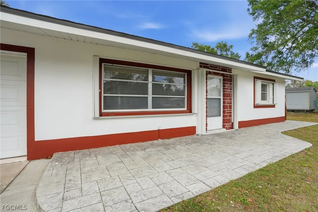 2180 Cook Lane Alva FL 33920