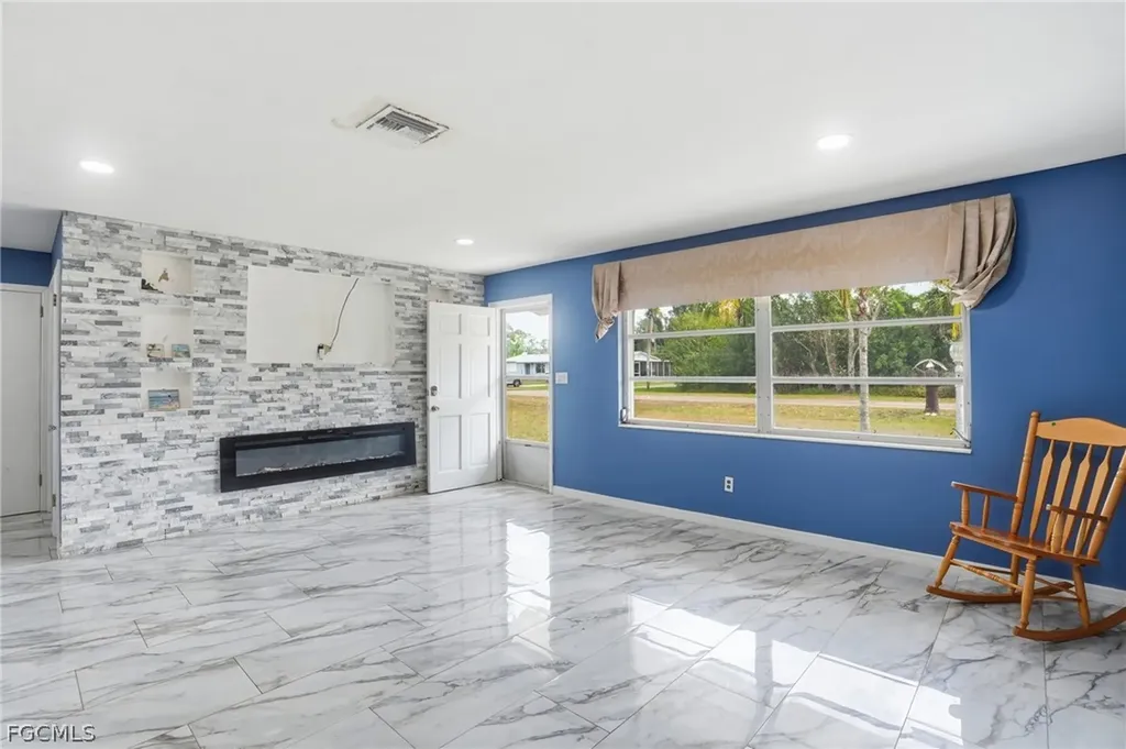 2180 Cook Lane Alva FL 33920