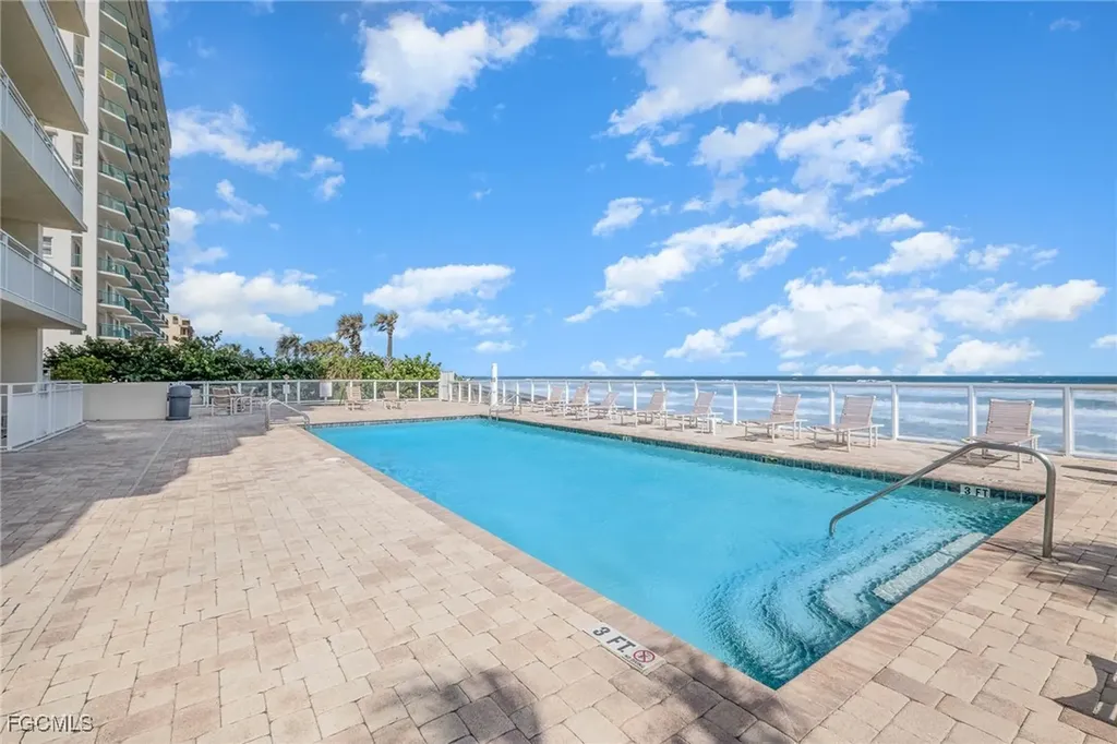 2071 S Atlantic Avenue Daytona Beach Shores FL 32118