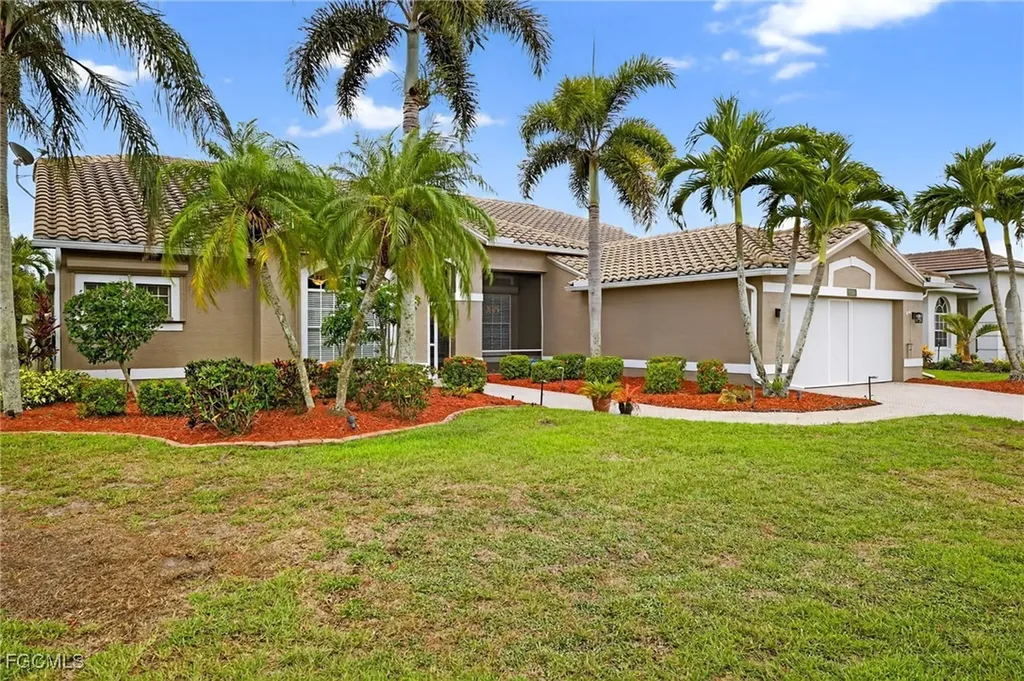 8350 Trentwood Court Fort Myers FL 33912