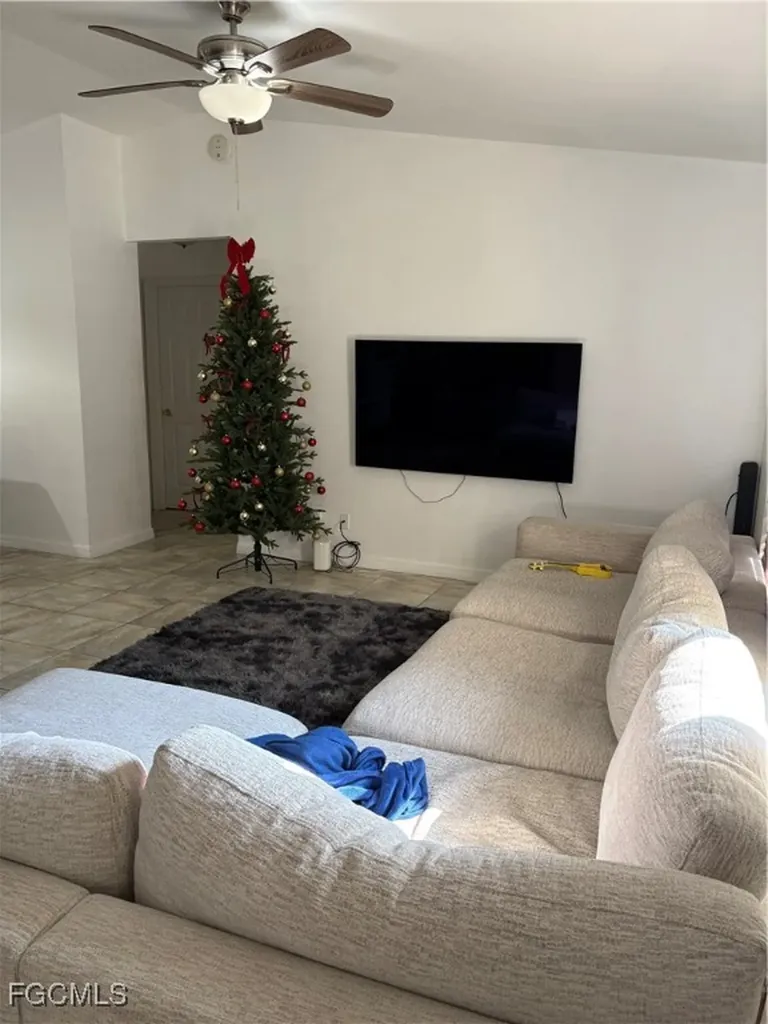 121 SW Trafalgar Parkway Cape Coral FL 33991