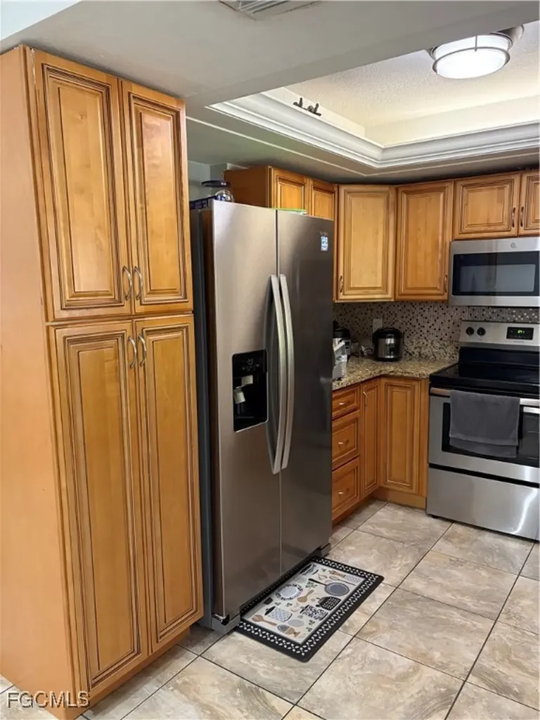 121 SW Trafalgar Parkway Cape Coral FL 33991