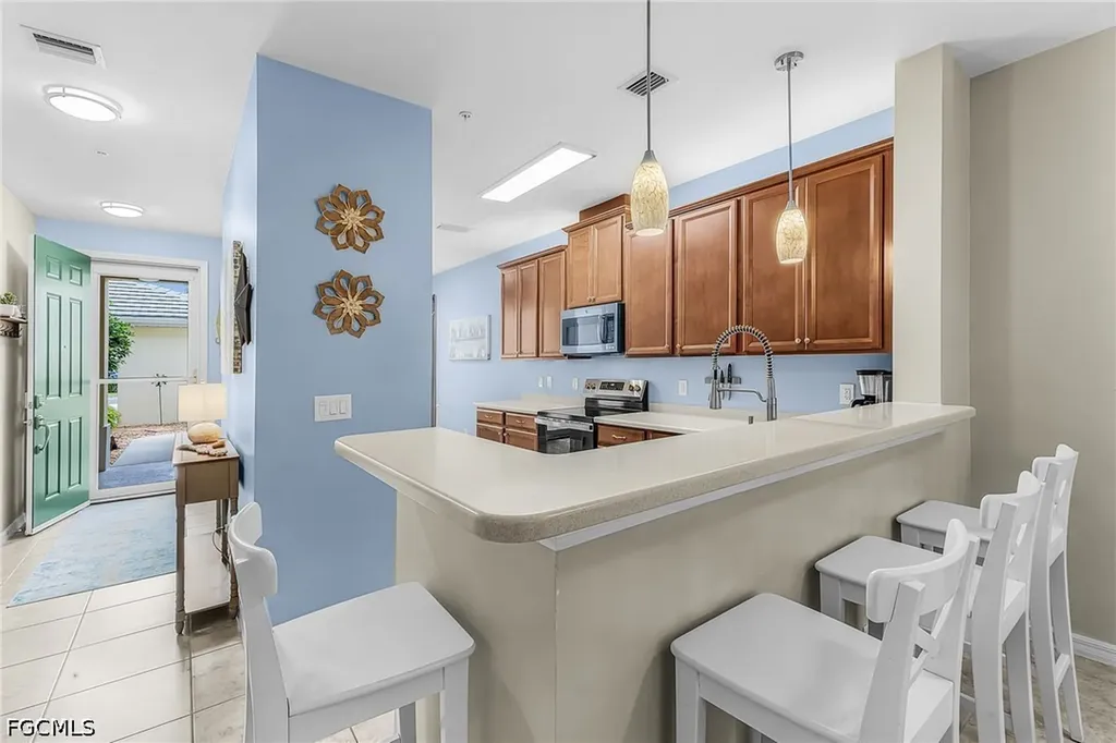 9931 Periwinkle Preserve Lane Fort Myers FL 33919