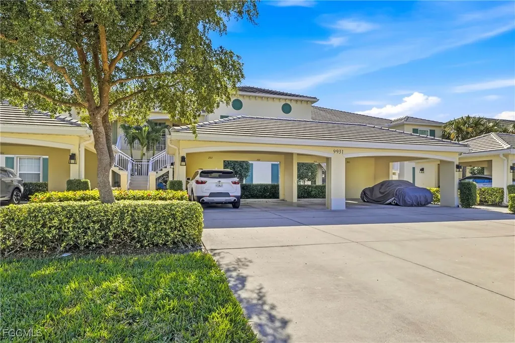 9931 Periwinkle Preserve Lane Fort Myers FL 33919