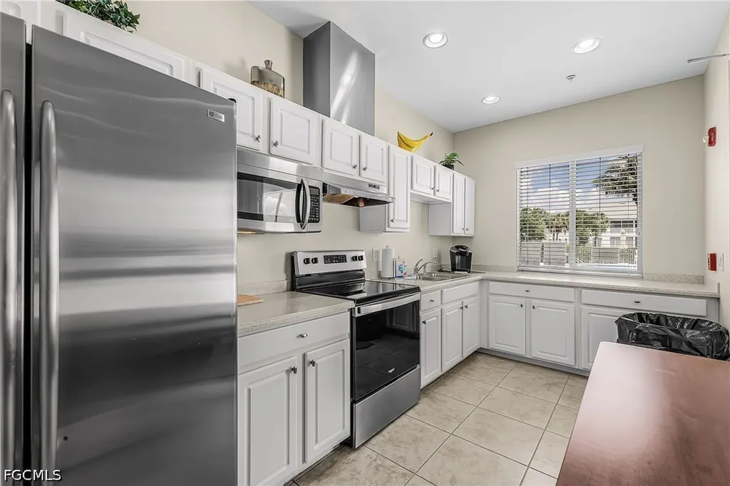 9931 Periwinkle Preserve Lane Fort Myers FL 33919