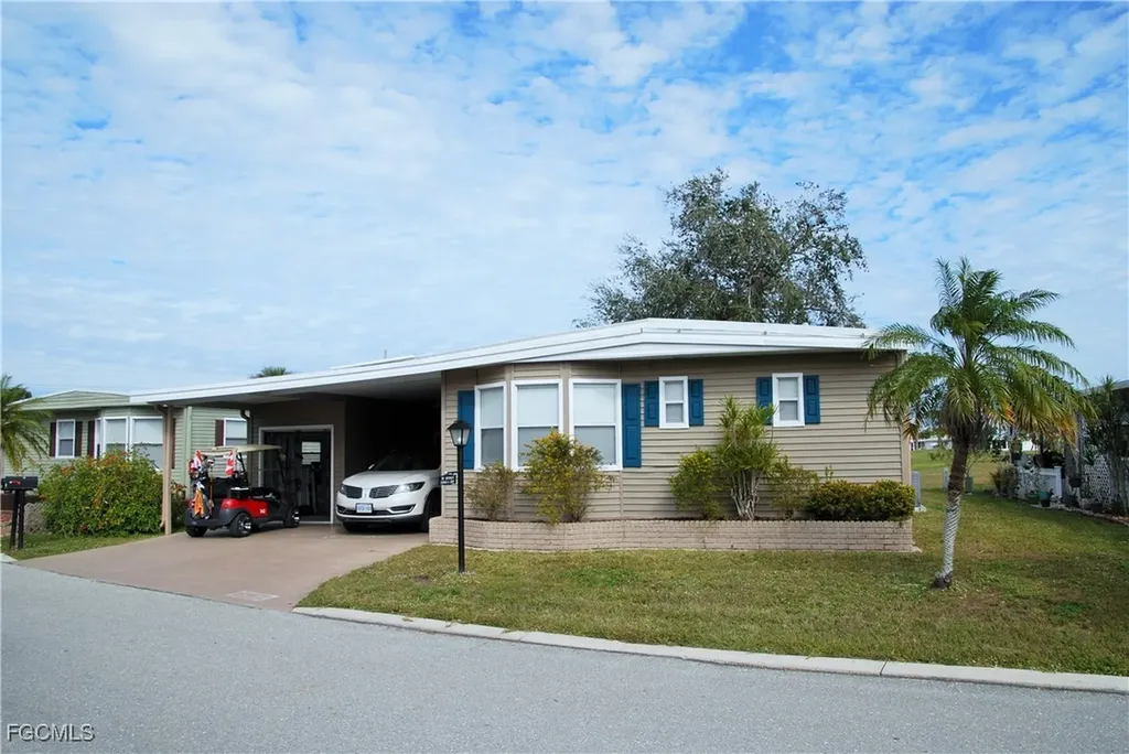 342 Nicklaus Boulevard North Fort Myers FL 33903