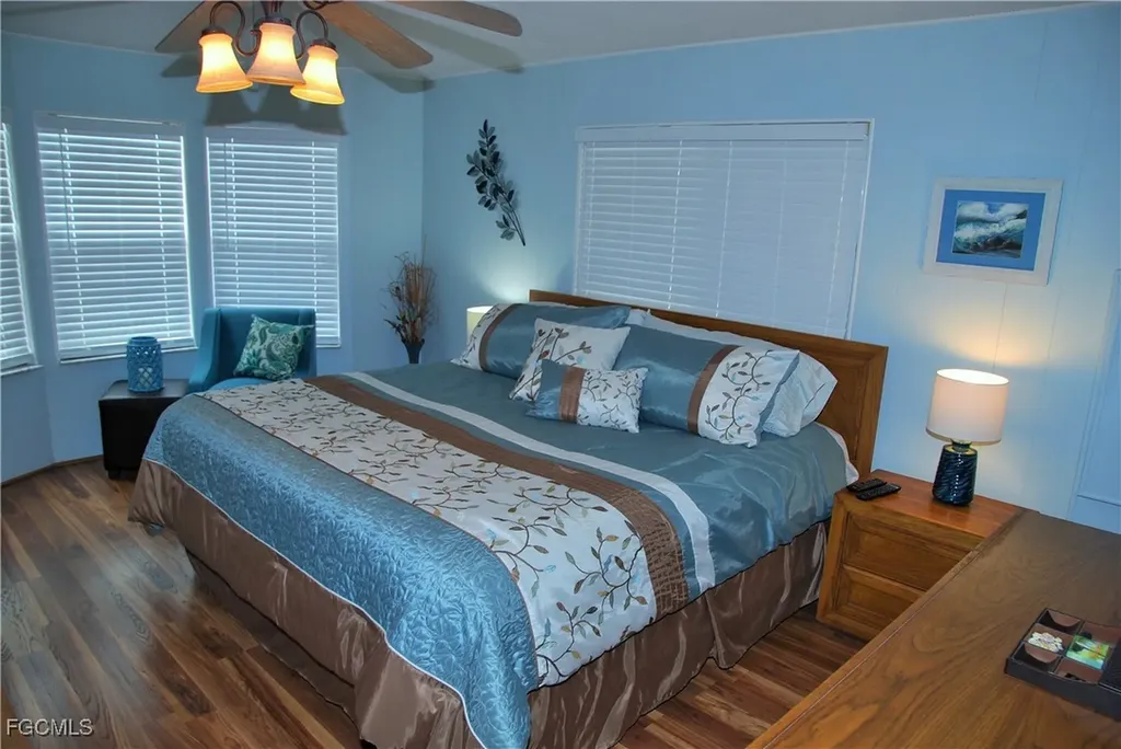 342 Nicklaus Boulevard North Fort Myers FL 33903