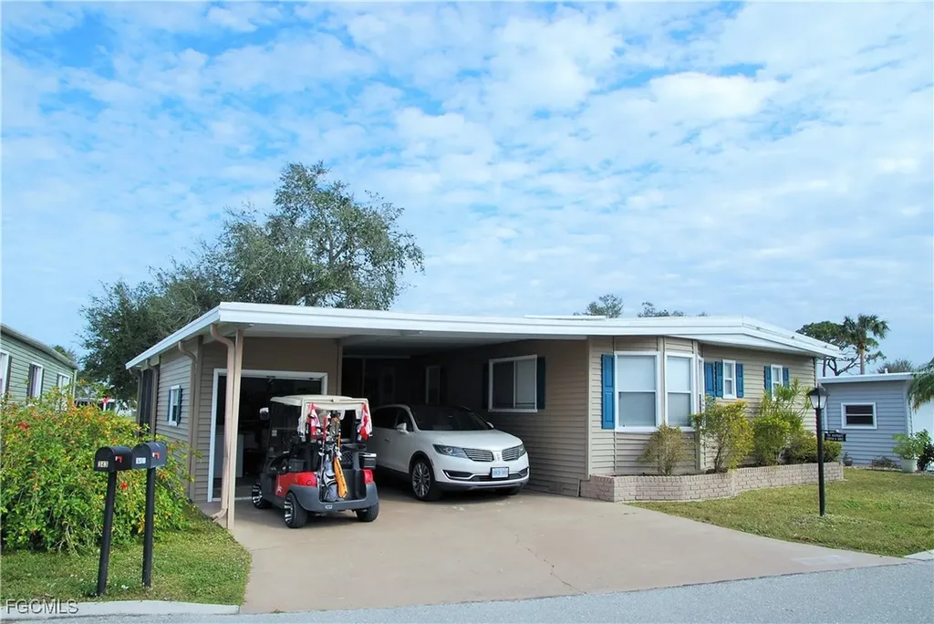 342 Nicklaus Boulevard North Fort Myers FL 33903