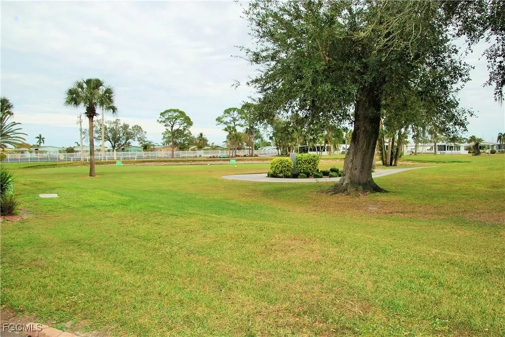 342 Nicklaus Boulevard North Fort Myers FL 33903