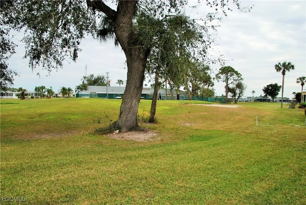 342 Nicklaus Boulevard North Fort Myers FL 33903