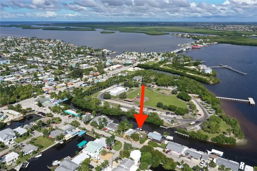 11242 Matlacha Avenue Matlacha FL 33993