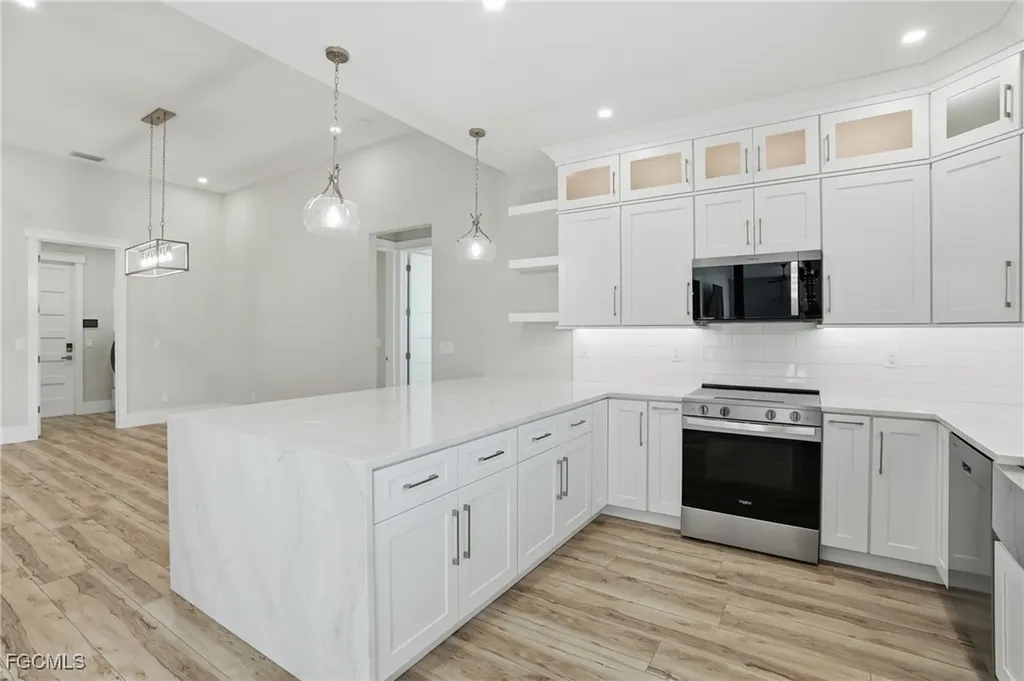 3914 NW 41st Terrace Cape Coral FL 33993