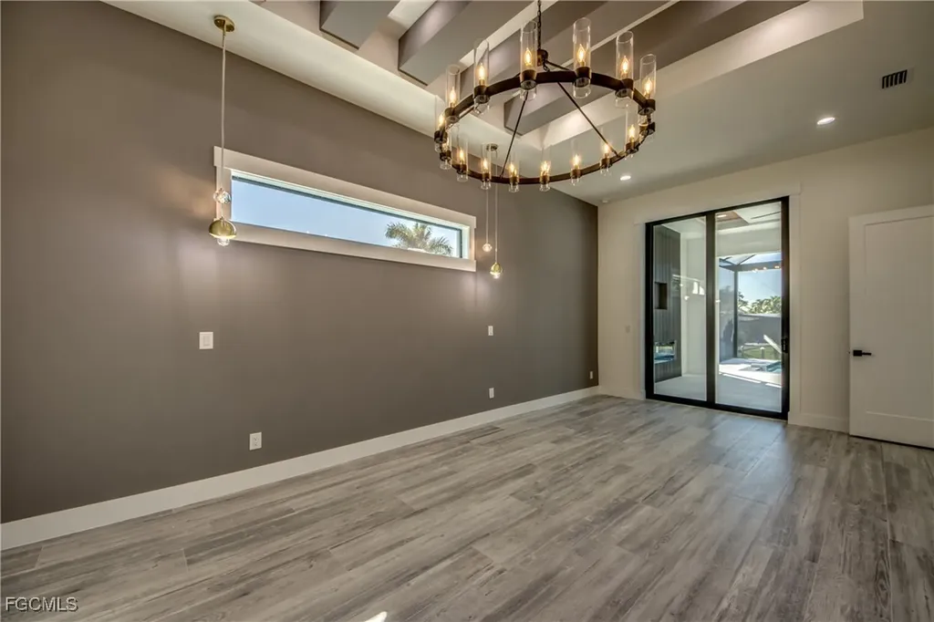 5254 Tamiami Court Cape Coral FL 33904