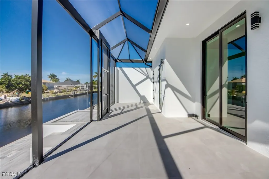 5254 Tamiami Court Cape Coral FL 33904