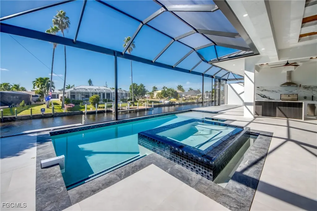 5254 Tamiami Court Cape Coral FL 33904