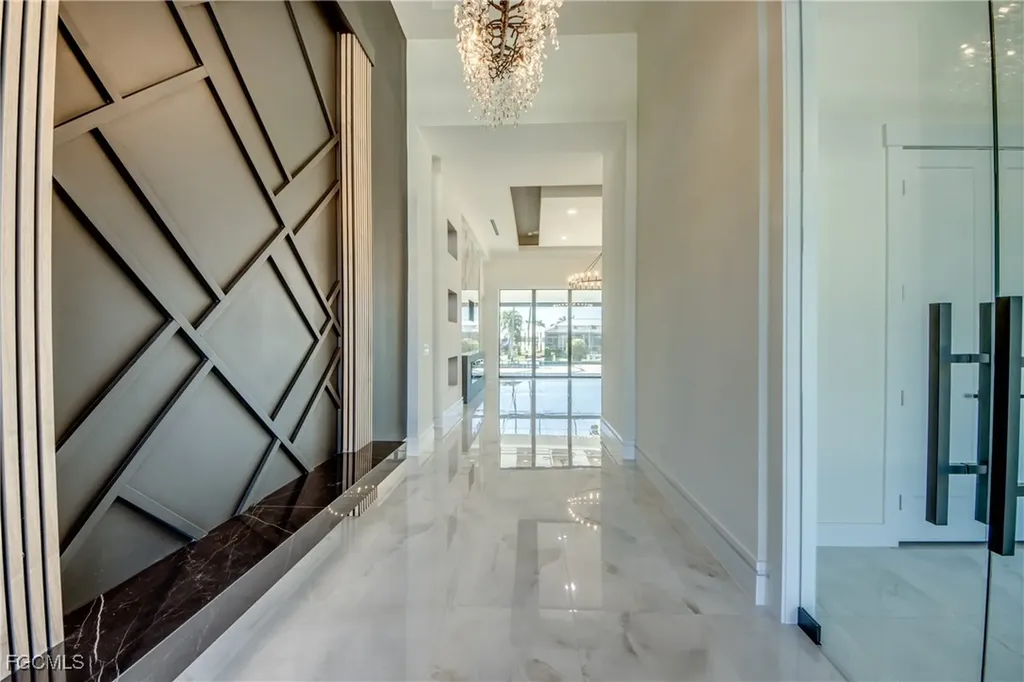 5254 Tamiami Court Cape Coral FL 33904