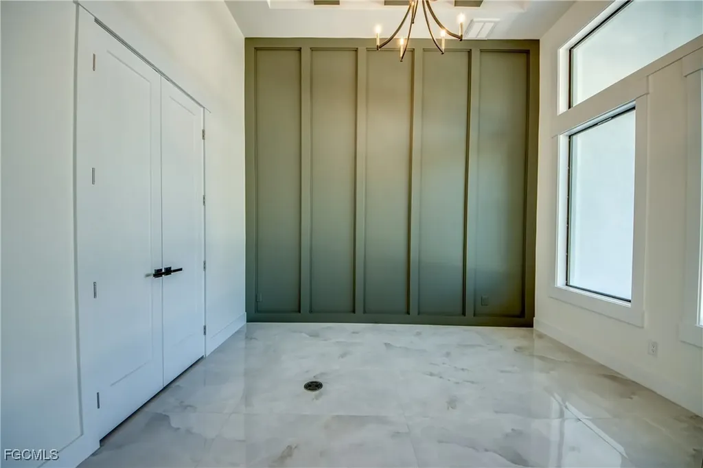 5254 Tamiami Court Cape Coral FL 33904