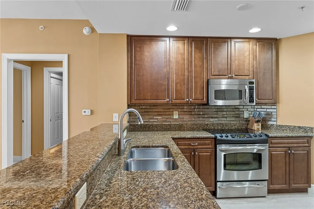 5793 Cape Harbour Drive Cape Coral FL 33914
