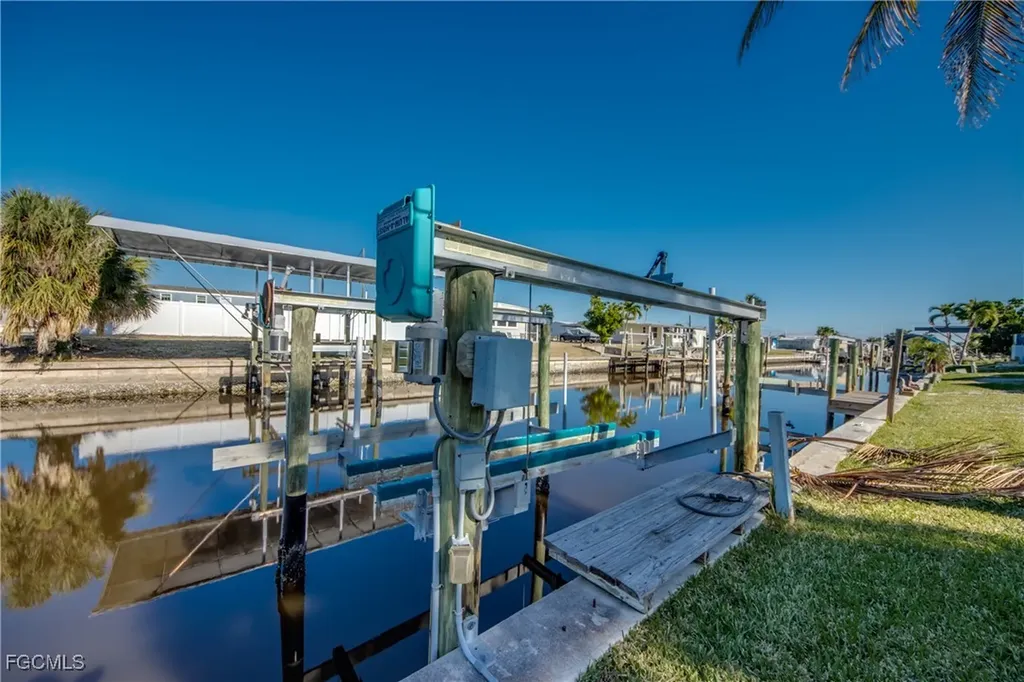 7306 Cobiac Drive St. James City FL 33956