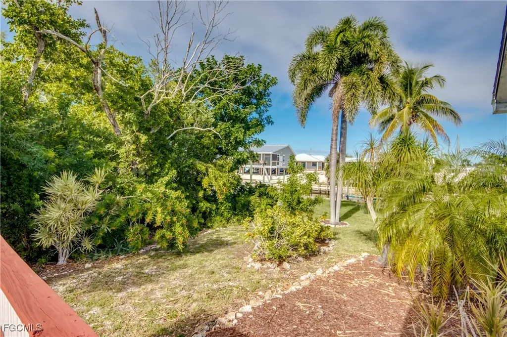 7306 Cobiac Drive St. James City FL 33956