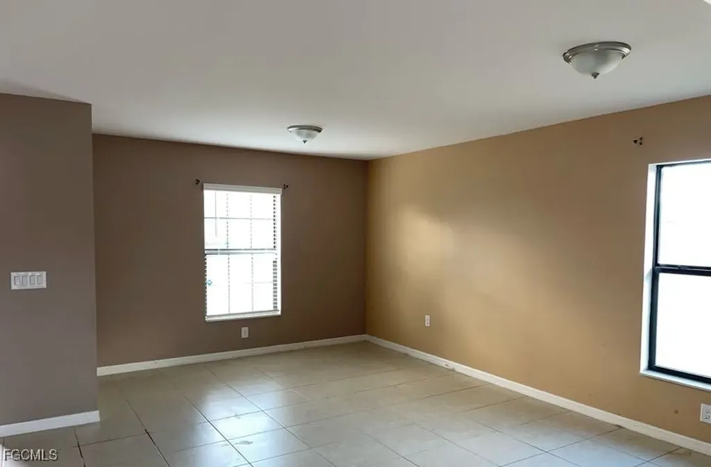 815 Lystra Avenue Fort Myers FL 33913