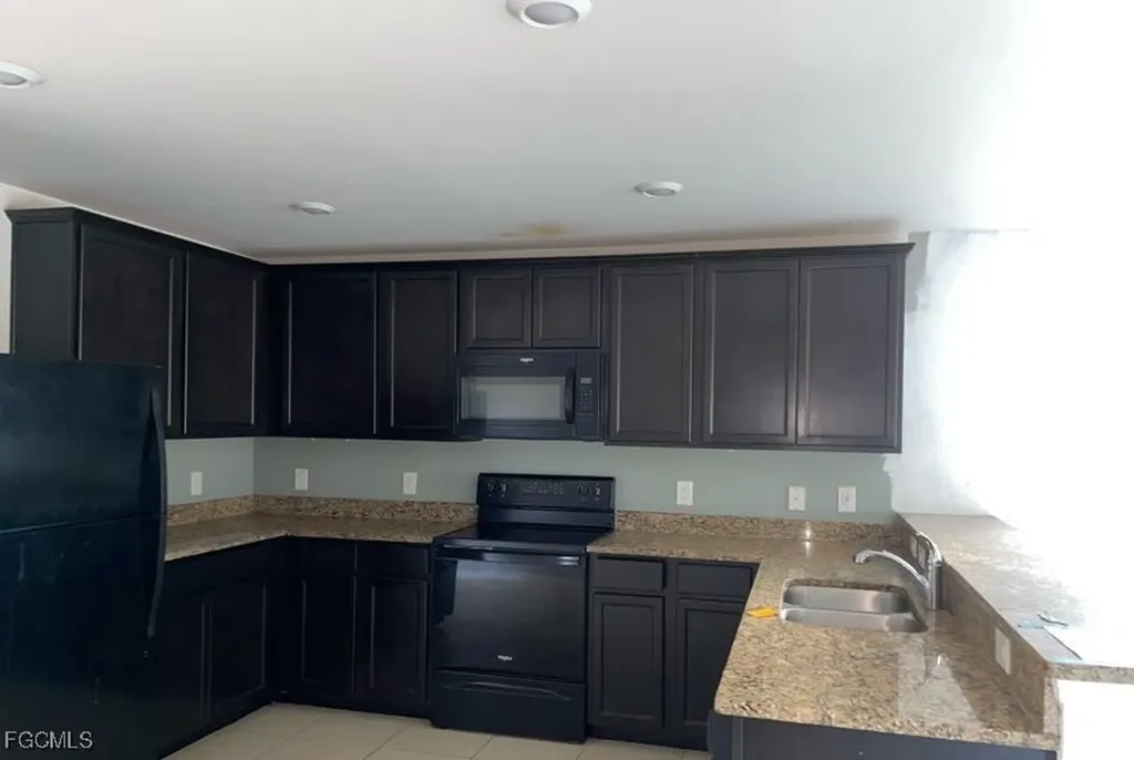 815 Lystra Avenue Fort Myers FL 33913