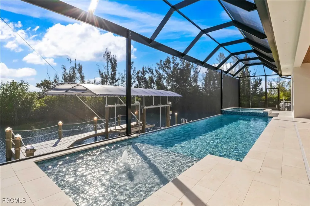 3906 SW 6th Terrace Cape Coral FL 33991