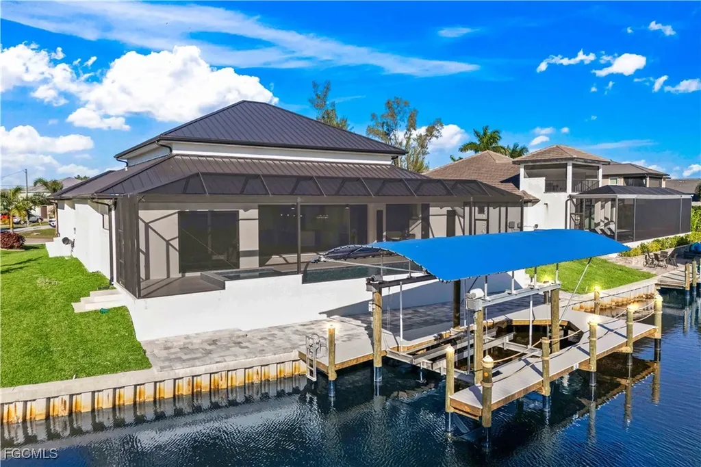 3906 SW 6th Terrace Cape Coral FL 33991
