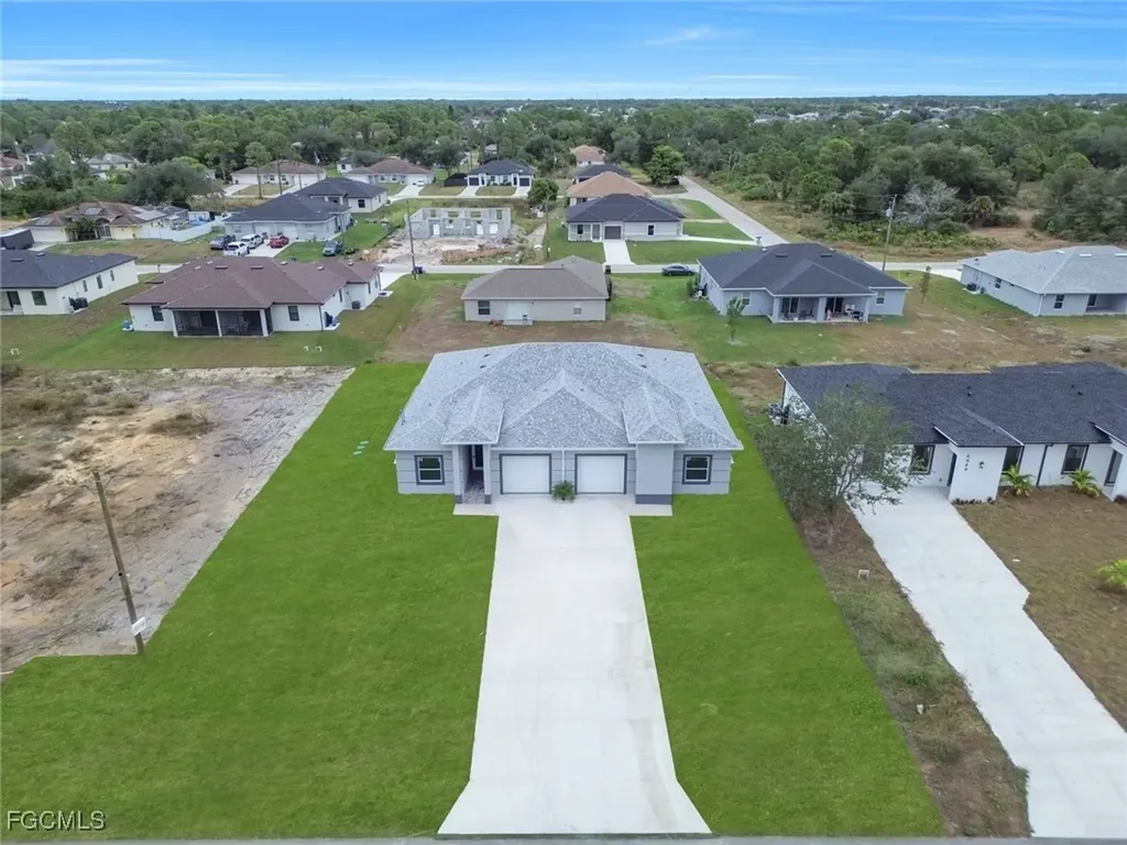 4648/4650 Leonard Boulevard S Lehigh Acres FL 33973