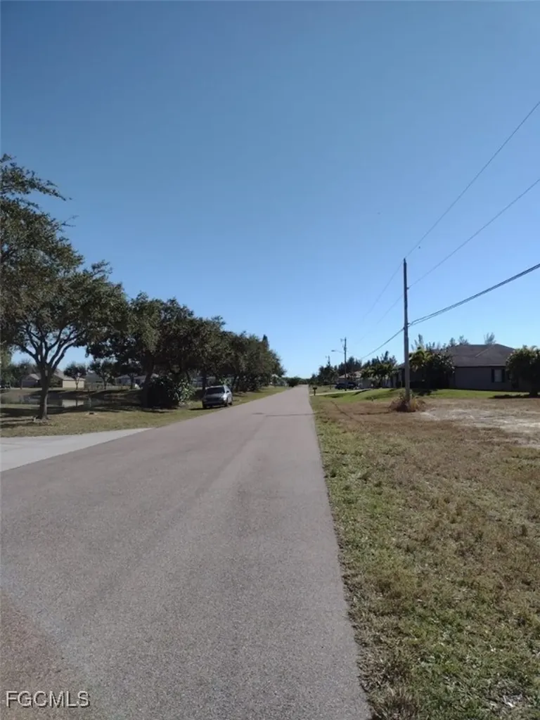 2106 SW 17th Avenue Cape Coral FL 33991