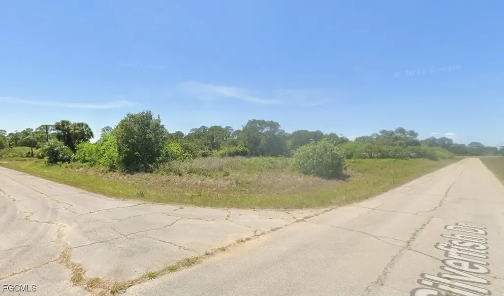 1118 Silverfish Drive Labelle FL 33935