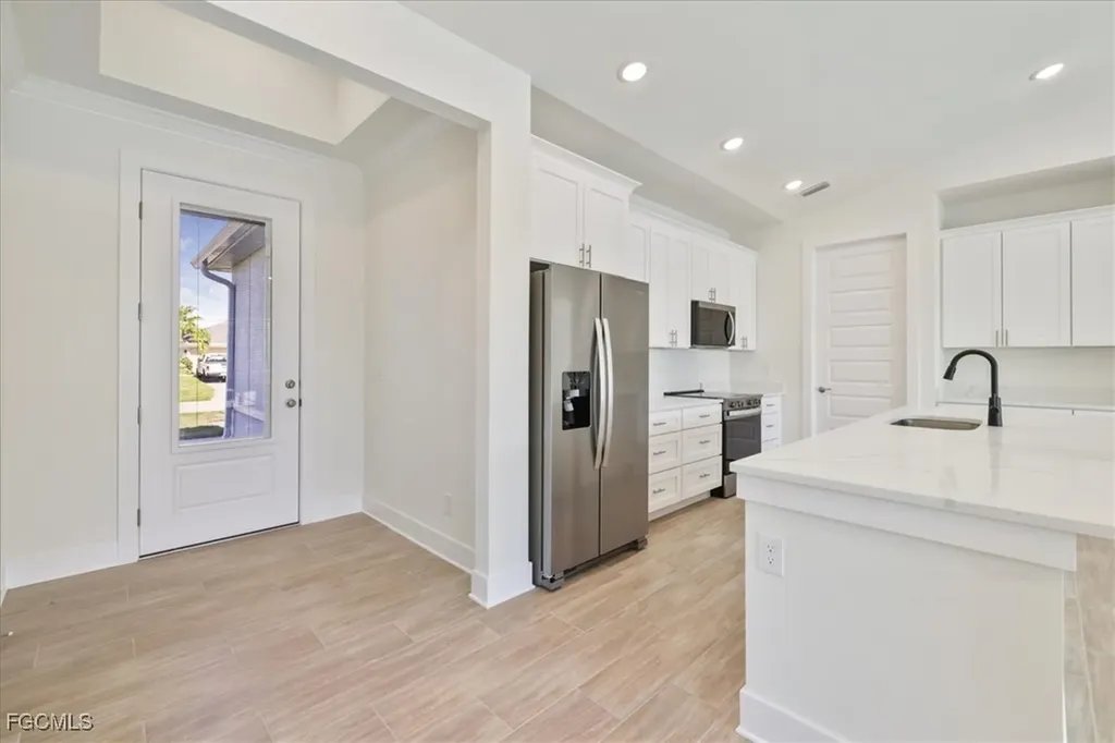 932 SW 36th Terrace Cape Coral FL 33914