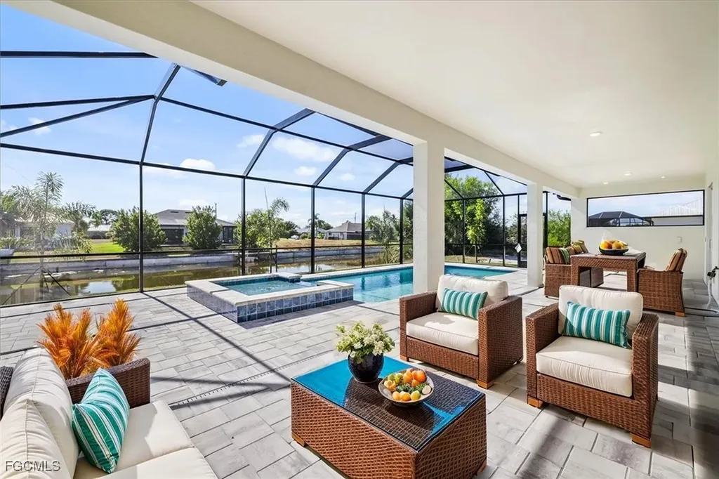 932 SW 36th Terrace Cape Coral FL 33914